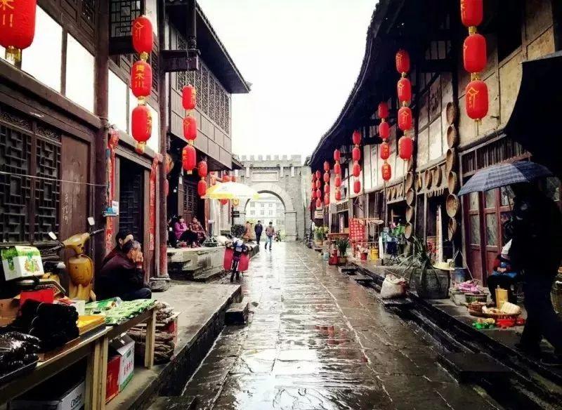 难怪妖怪们宁可冒险抓唐僧,也不学长生术,看欲练此功必先干什么
